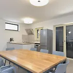 House Kazali 1749 *