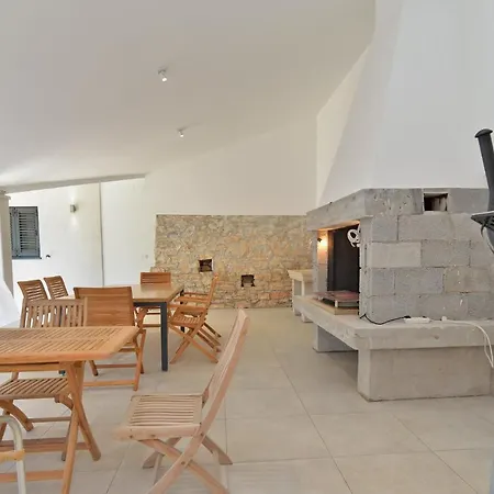House Kazali 1749