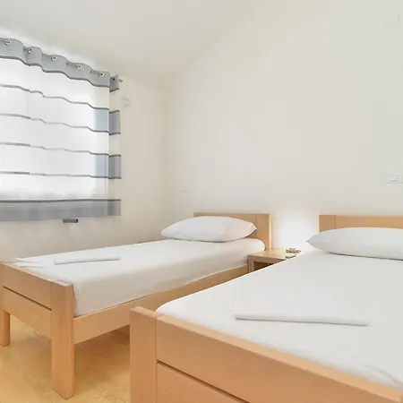 Holiday home House Kazali 1749 Medulin